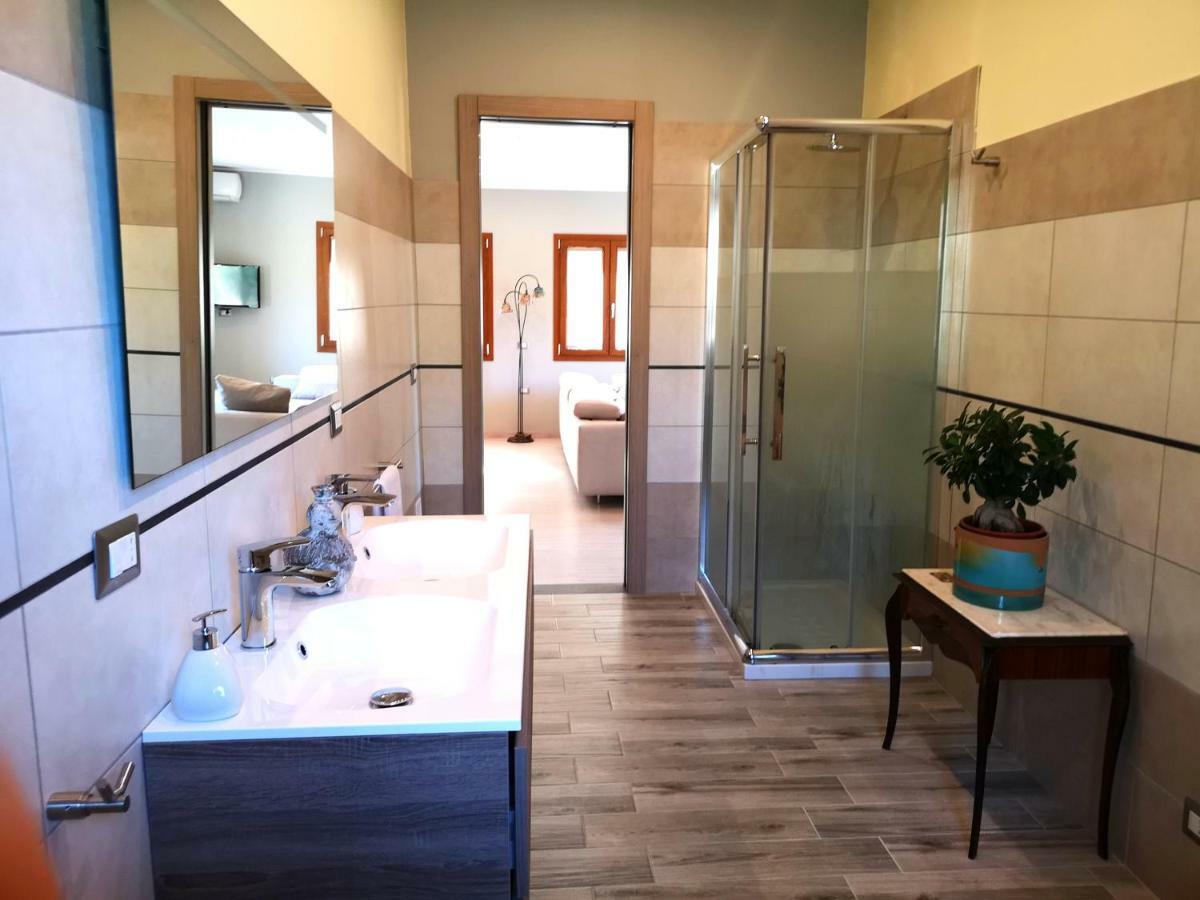 Luxury Home Bosa Marina ,Oristano エクステリア 写真