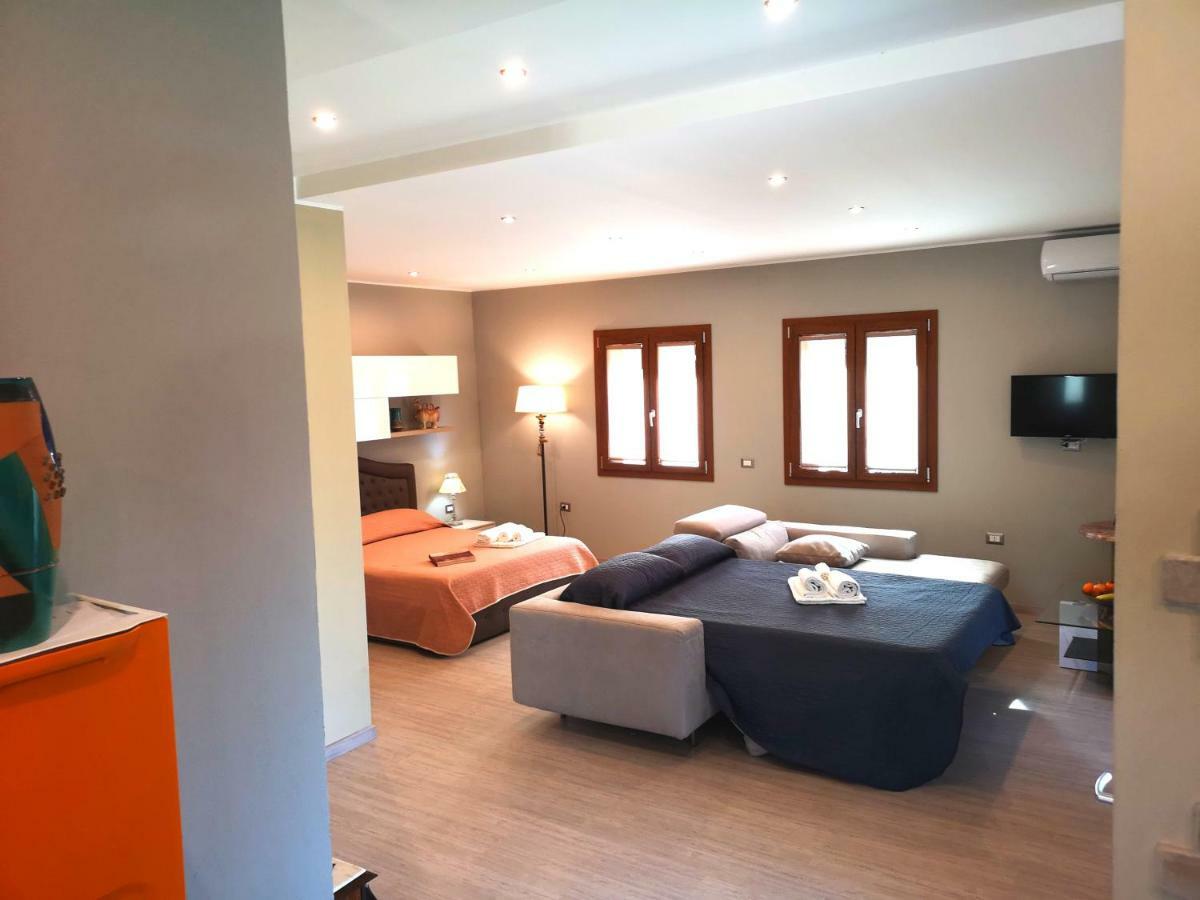 Luxury Home Bosa Marina ,Oristano エクステリア 写真